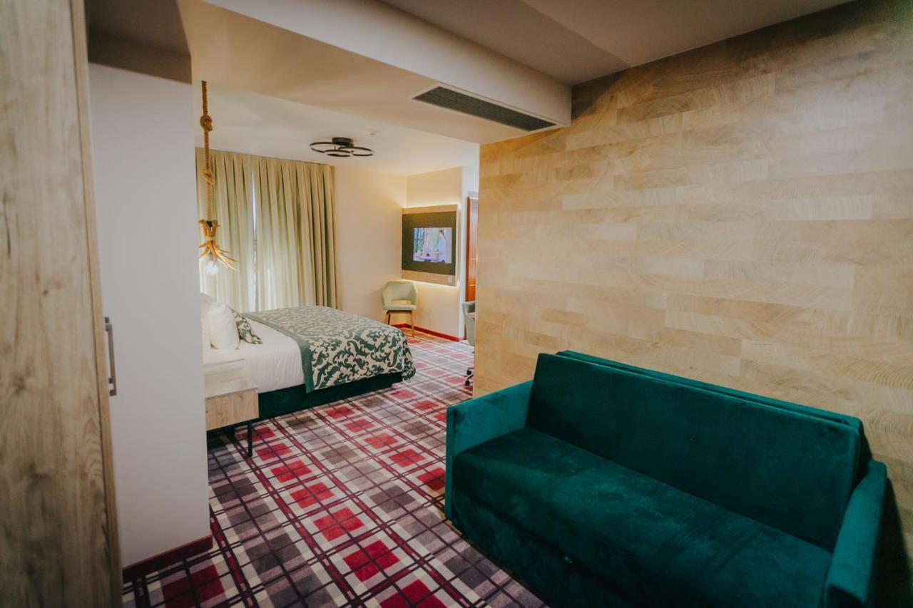 Lostrita - Pastravarie, Hotel & Spa Бая-Маре Экстерьер фото